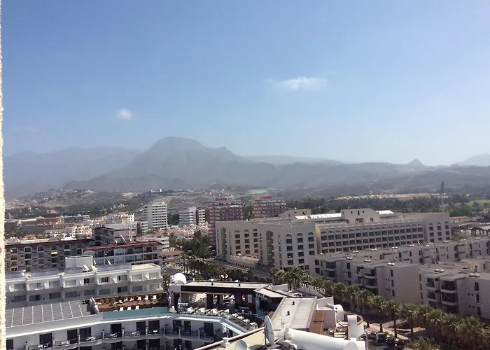 Lägenhet With Terrace In Playa De Americas *