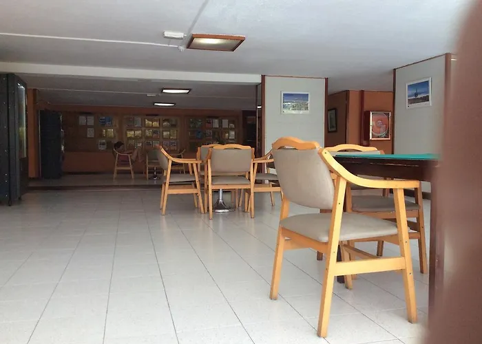 With Terrace In Playa De Americas Апартаменти Плайя-де-лас-Амерікас