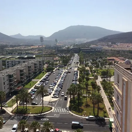 With Terrace In Playa De Americas Апартаменти